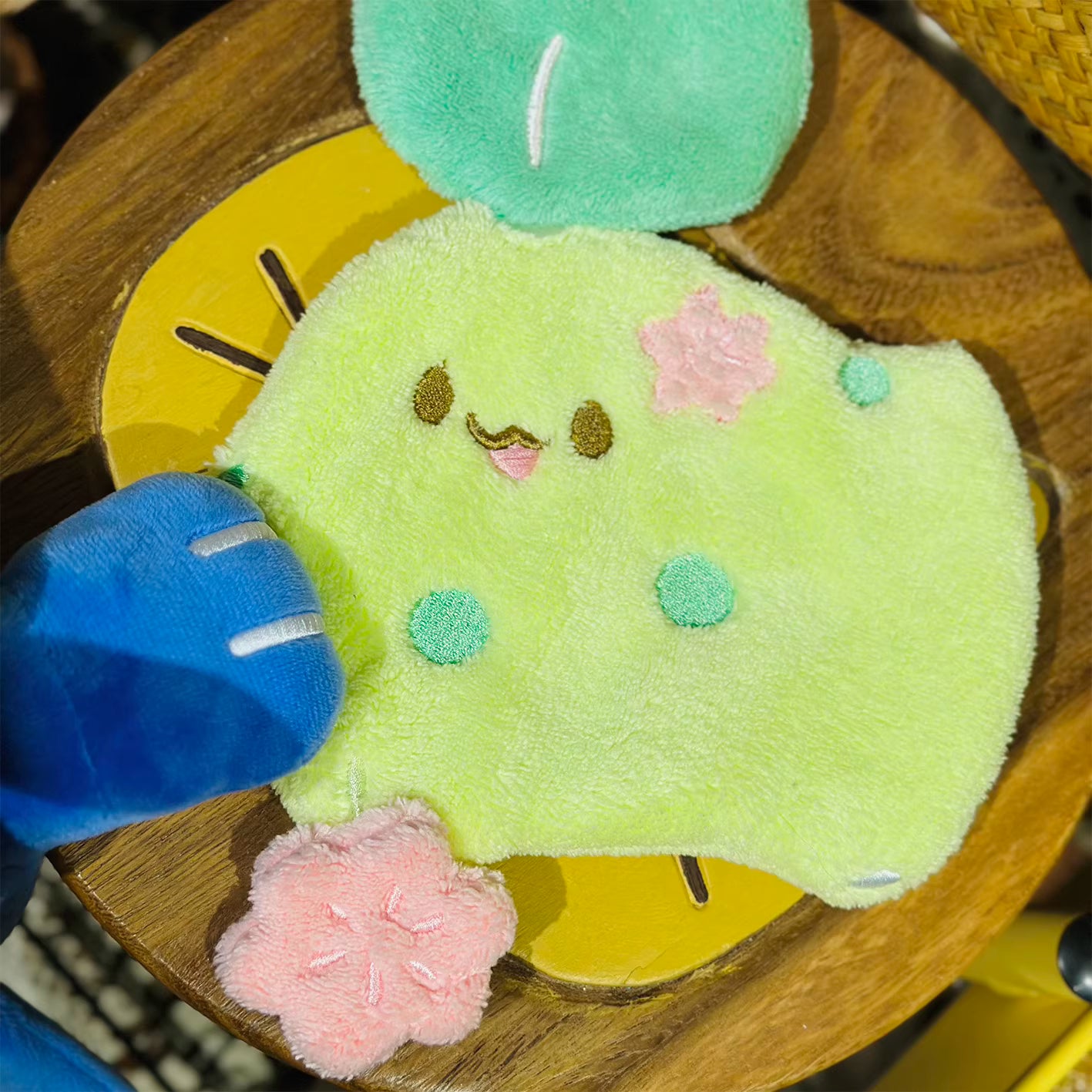 Chikorita Hand Towel