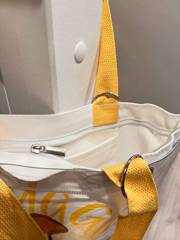 Mimikyu & Friends - Snuggle into You!